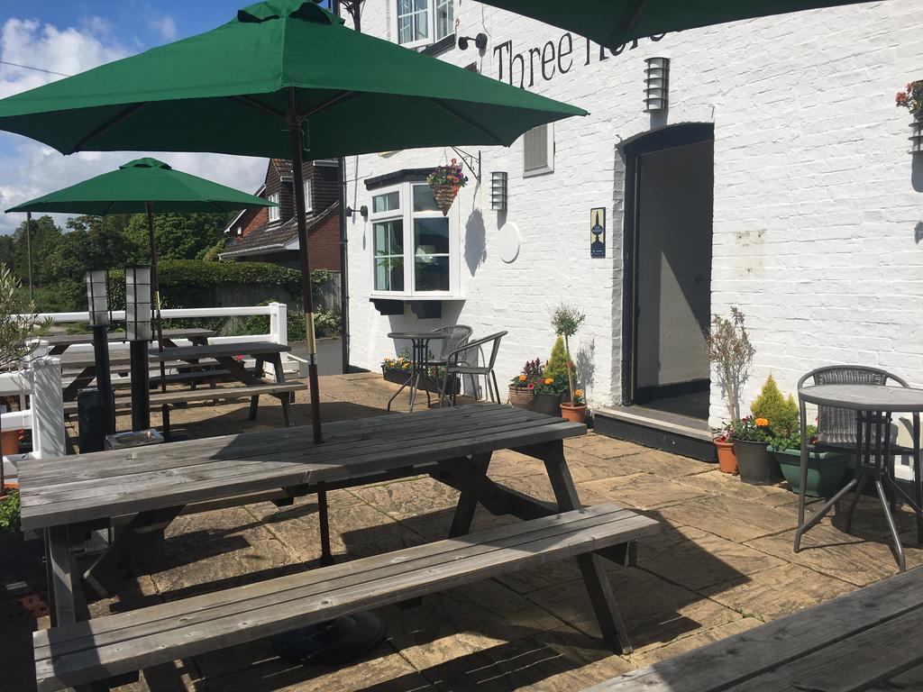 Three Horseshoes Inn 버빈홀 외부 사진