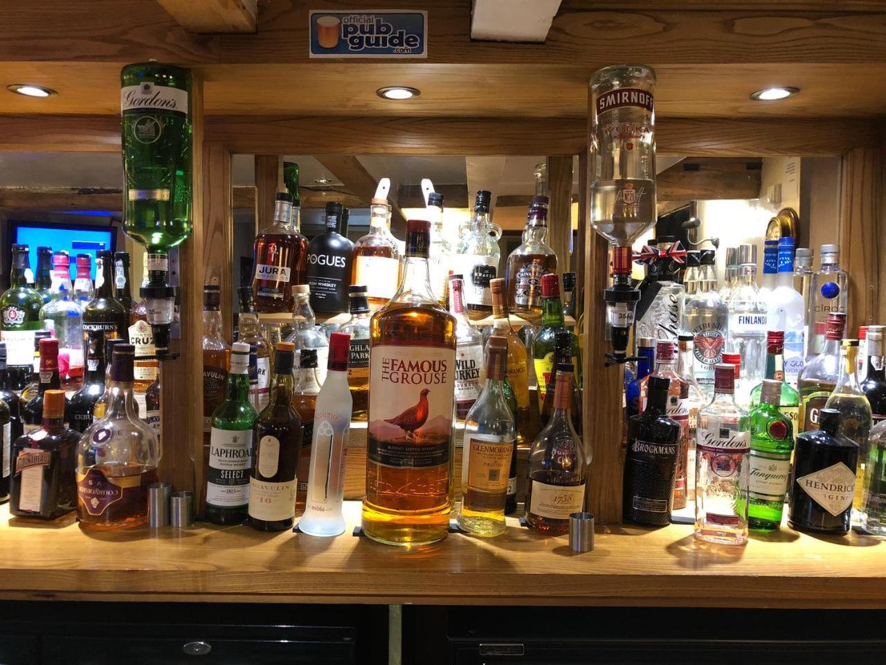 Three Horseshoes Inn 버빈홀 외부 사진